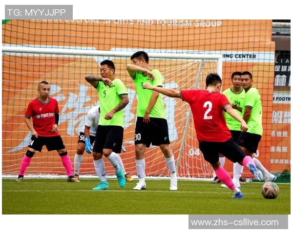 激烈对决引发热潮足球联赛最新动态与精彩瞬间全面回顾 激烈对决引发热潮足球联赛最新动态与精彩瞬间全面回顾